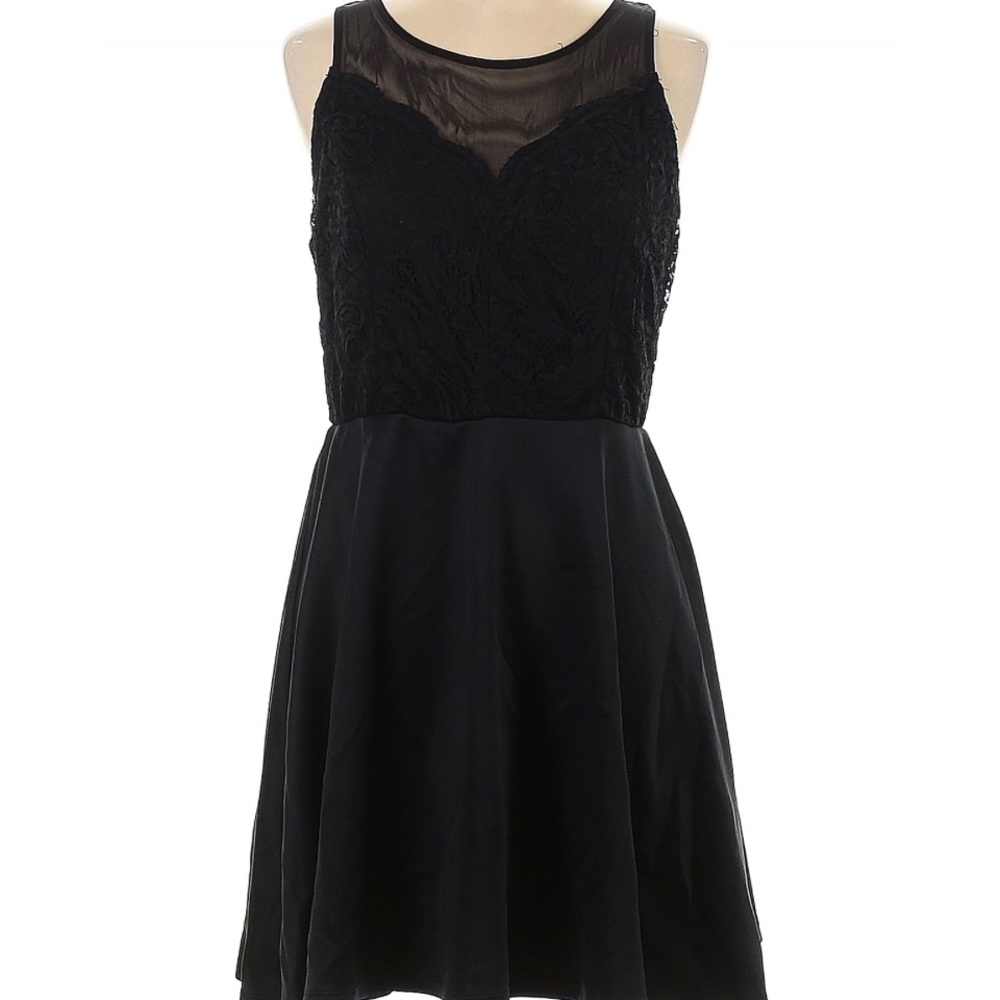 Francesca’s  Black Lace Details Open Back   Sleeveless Casual Dress Junior M